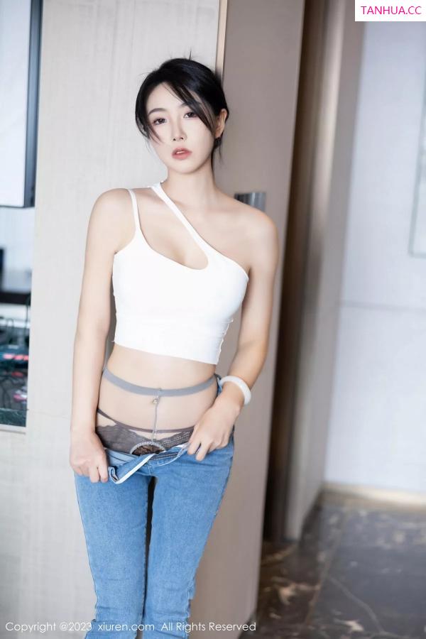   [XiuRen]高清写真图 2023.12.08 No.7781 苏苏阿 时尚牛仔裤第34张图片